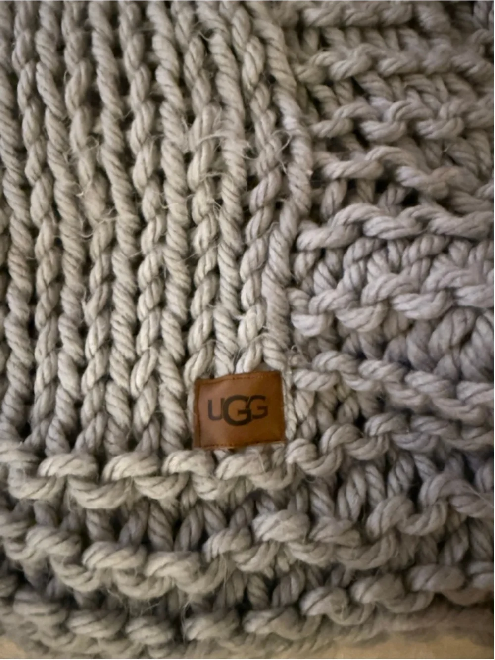 UGG Gray Knit Throw Blanket One Size